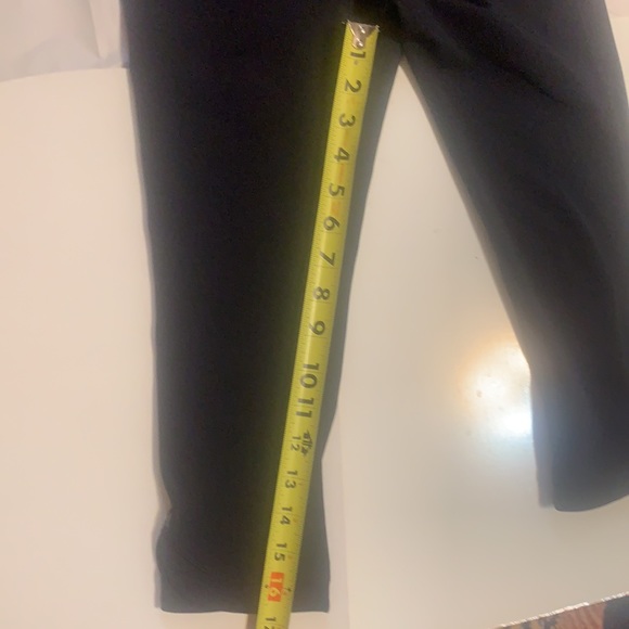 UNDER ARMOUR YOGA PANTS SZ extra SMALL, BLACK - Picture 4 of 10